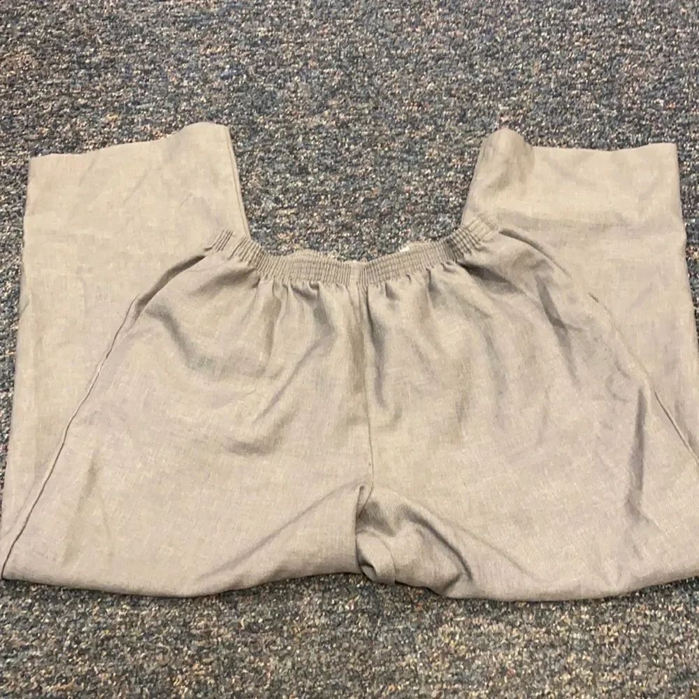 Alfred Dunner Gray Stretch Waist Pants sz. 18